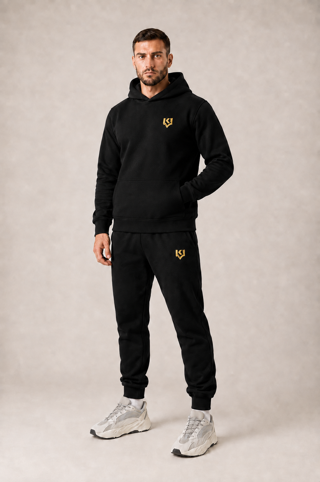 Мужской спортивный костюм KIT PERFORMANCE BLACK, основной ракурс